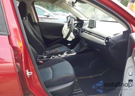 2017 Toyota Yaris Ia z USA, uszkodzony, nr VIN 3MYDLBYV7HY165146